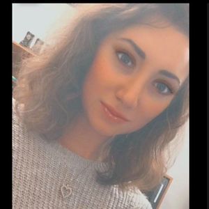 Meet your Posher, Julianna